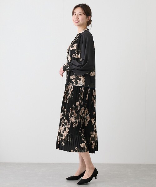 Jayro（ジャイロ）の「プリーツアソートワンピース（ワンピース・レディース・ブラック/キナリ・M）」の12枚目の写真