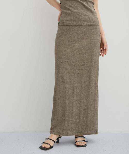 ADAM ET ROPE'(アダムエロペ)の「【Miller for ADAM ET ROPE'】Skirt(スカート・レディース・ブラック/ベージュ/パープル系・F)」の2枚目の写真