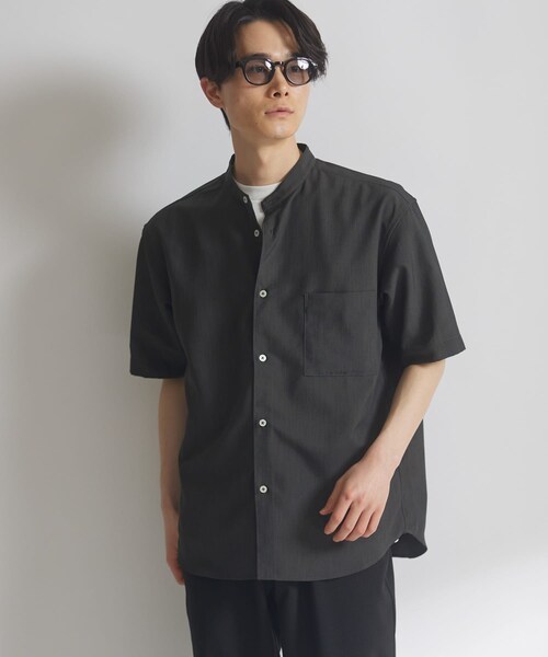 URBAN RESEARCH DOORS（アーバンリサーチドアーズ）の「『XLサイズ/WEB限定』『吸水速乾』セオアルファバンドカラーショートスリーブ シャツ（シャツ/ブラウス・メンズ・BLUE/L.GRAY/CHARCOAL/STRIPE・M/L/XL）」の8枚目の写真