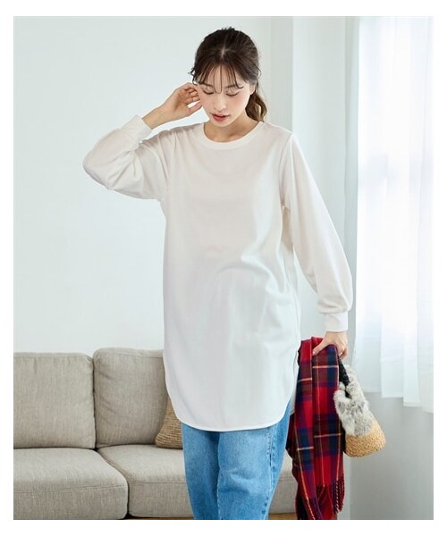 nissen（ニッセン）の「大きいサイズ タックスリーブ裏起毛カットソーチュニック（チュニック・レディース・黒/オフホワイト/ライトグレー・L/LL/3L/4L/5L/6L/8L/10L）」の16枚目の写真