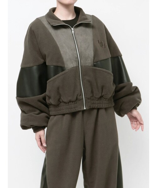 GYDA（ジェイダ）の「GYGYロゴドッキングショートジャケット【SETUP着用可】（ブルゾン・レディース・ライトグレー/チャコールグレー・F）」の4枚目の写真