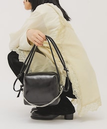KBF | チェーン付きスクエアBAG(ショルダーバッグ)