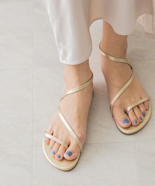 URBAN RESEARCH（アーバンリサーチ）の「アシンメトリーサンダル（サンダル・レディース・MOCHA/IVORY/BLACK/BEIGE/BLUE/KHAKI/GOLD・36/37/38/39）」の7枚目の写真