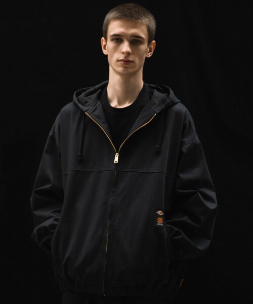 URBAN RESEARCH(アーバンリサーチ)の「SEE SEE FULL ZIP HOODY JACKET(マウンテンパーカー・メンズ・BLACK/NAVY/KHAKI・M/L/XL/XXL)」の4枚目の写真