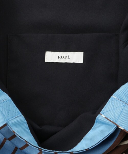 ROPE'(ロペ)の「幾何学柄シルクトートバッグ(トートバッグ・レディース・オフホワイト/サックス・F)」の22枚目の写真
