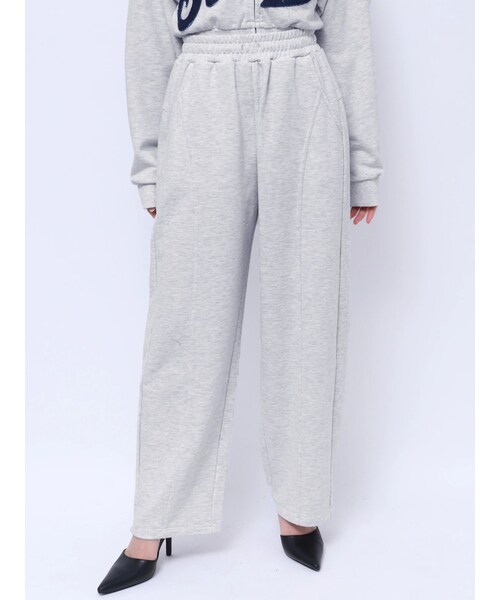 GYDA（ジェイダ）の「ボリュームワイドスウェットパンツ【SETUP着用可】（スウェットパンツ・レディース・グレー/ブラック/ベージュ/ライトグレー・F）」の5枚目の写真