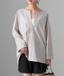Soiunique | 【ラッシュガード】深Ｖネック長袖トップス［Soiunique］(ラッシュガード)
