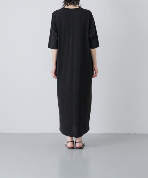 かぐれ（カグレ）の「『2サイズ展開』ヘンリーカットワンピース（ワンピース・レディース・BLACK/CHARCOAL・1/0）」の10枚目の写真
