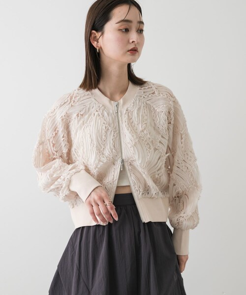 SENSE OF PLACE by URBAN RESEARCH(センスオブプレイスバイアーバンリサーチ)の「コードシシュウブルゾン(ブルゾン・レディース・IVORY/BLACK/BEIGE・one)」の10枚目の写真