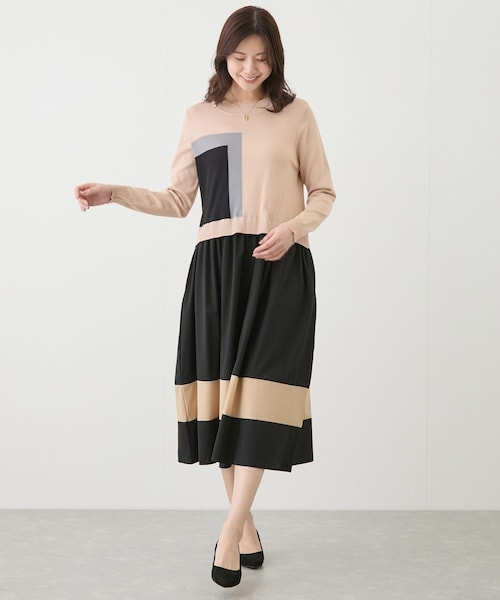Jayro（ジャイロ）の「ニットドッキング配色ワンピース（ワンピース・レディース・ブラック/ベージュ/ブルー系・F）」の2枚目の写真