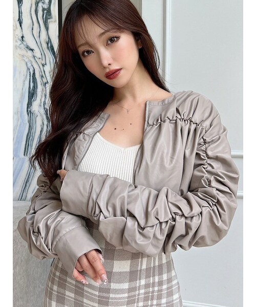 RESEXXY（リゼクシー）の「ヘムバルンギャザーブルゾン（ブルゾン・レディース・ブラック/ベージュ・F）」の6枚目の写真