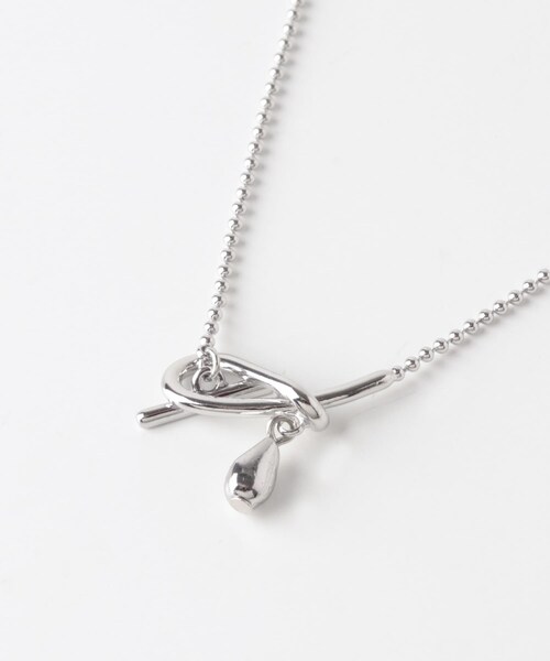 URBAN RESEARCH DOORS（アーバンリサーチドアーズ）の「メタルトップマンテルネックレス（ネックレス・レディース・SILVER/GOLD・One）」の4枚目の写真