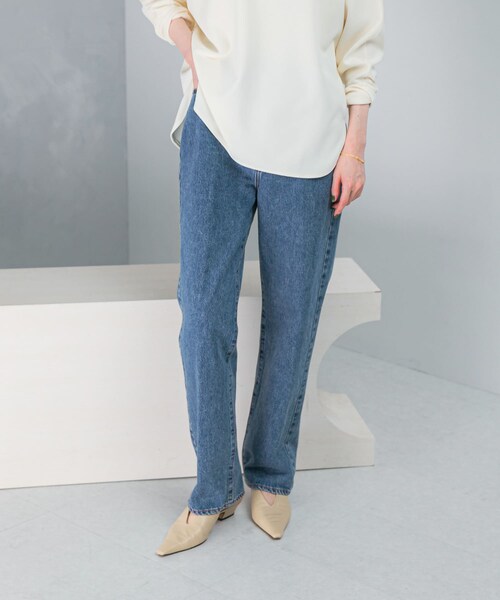 URBAN RESEARCH ROSSO（アーバンリサーチロッソ）の「NEEDBY heritage　LEAH PANTS（デニムパンツ・レディース・SHONANMDBL/SHONANDKGY・24/25/26/27/28）」の3枚目の写真