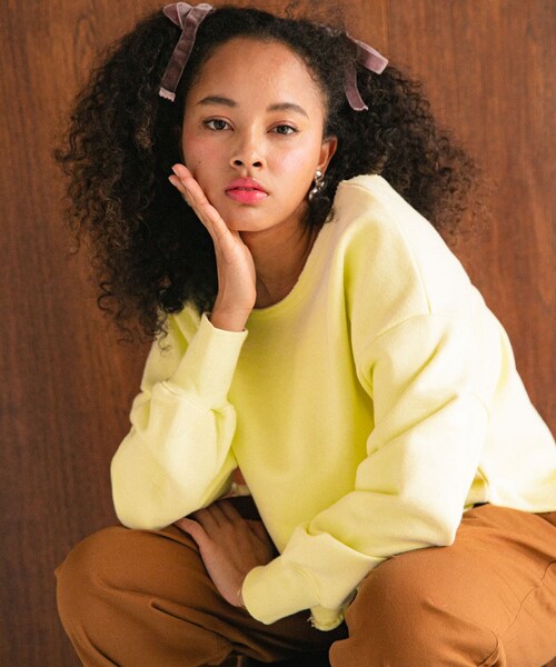 URBAN RESEARCH Sonny Label(アーバンリサーチサニーレーベル)の「AyaKawasaki カットオフスウェット(スウェット・レディース・レモネード/ピーチ/グレープ・FREE)」の18枚目の写真
