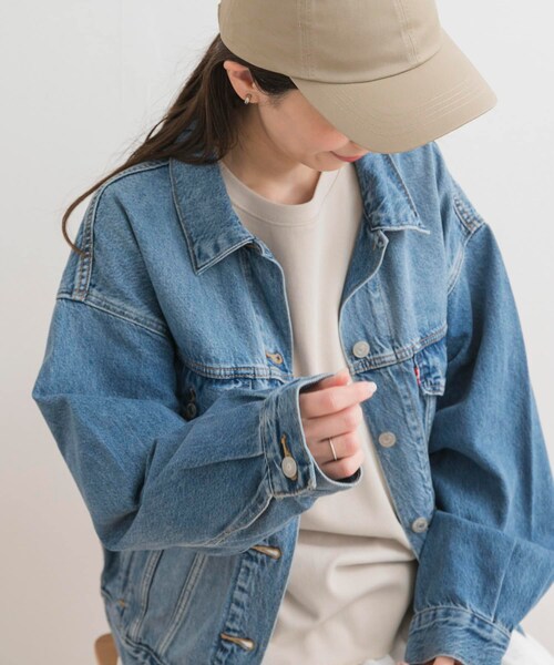 URBAN RESEARCH DOORS（アーバンリサーチドアーズ）の「Levi’s　90s TRUCKER（デニムジャケット・レディース・ライトインディゴ/ブラック・S）」の16枚目の写真