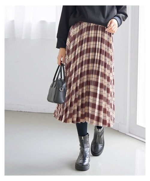 nissen（ニッセン）の「大きいサイズ 風なびくチェック柄プリーツスカート（ゆったりヒップ）（スカート・レディース・ネイビー系チェック/ボルドー系チェック・L/LL/3L/4L/5L/6L/8L/10L）」の10枚目の写真