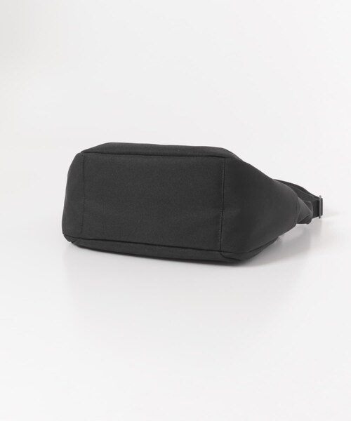 URBAN RESEARCH DOORS(アーバンリサーチドアーズ)の「URD SHOULDER BAG(ショルダーバッグ・メンズ・BLACK/BROWN・-)」の12枚目の写真