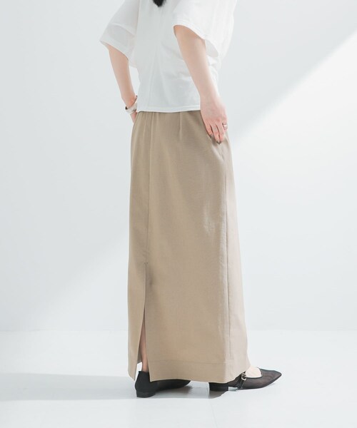 URBAN RESEARCH（アーバンリサーチ）の「『2サイズ展開』リネン混ロングスカート（スカート・レディース・BLACK/SAND BEIGE・36/38）」の22枚目の写真