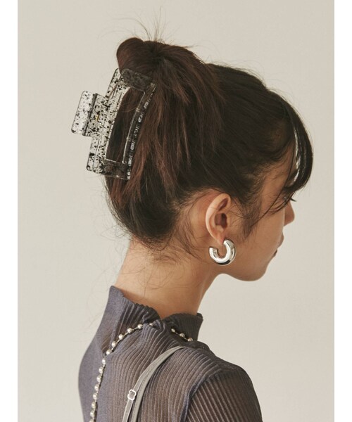 EMODA（エモダ）の「【HOLIDAY】タンクワイドバレッタ（バレッタ/ヘアクリップ・レディース・ブラウン/ブラック/クリア・F）」の13枚目の写真