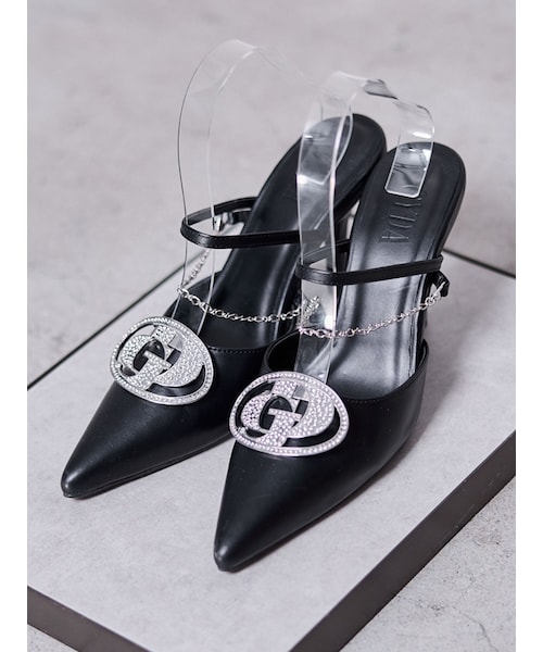 GYDA（ジェイダ）の「GDビジューMOLDチェーンストラップポインテッドミュール（パンプス・レディース・オフホワイト/ブラック・S/M/L）」の6枚目の写真