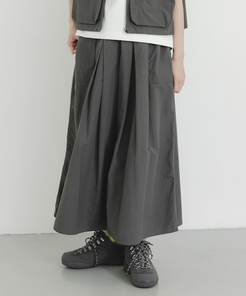 EKAL（エカル）の「『UR TECH』ナイロンタッサーワイドパンツ（その他パンツ・レディース・レイクサンリーフ/グラファイト/ネイビー/レイクブルー/ベージュ・One）」の14枚目の写真