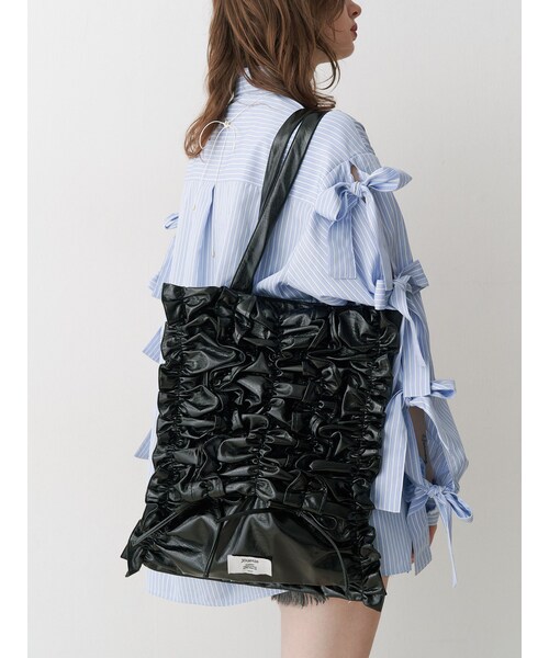 jouetie（ジュエティ）の「リボンギャザートートBAG（ハンドバッグ・レディース・オフホワイト/ブラック/レッド/ブルー・F）」の2枚目の写真