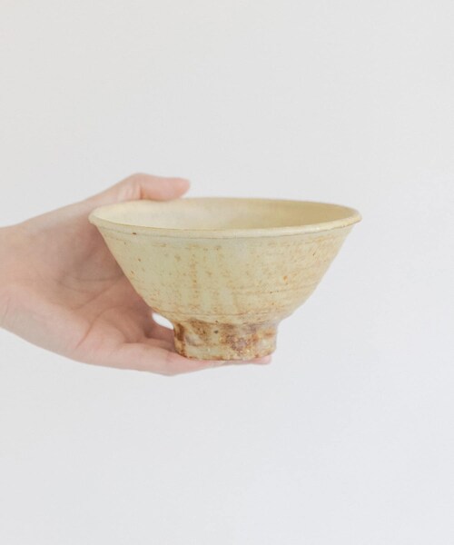 URBAN RESEARCH DOORS（アーバンリサーチドアーズ）の「佐藤敬　黄粉引飯碗(平・大)（食器・メンズ・-・-）」の3枚目の写真