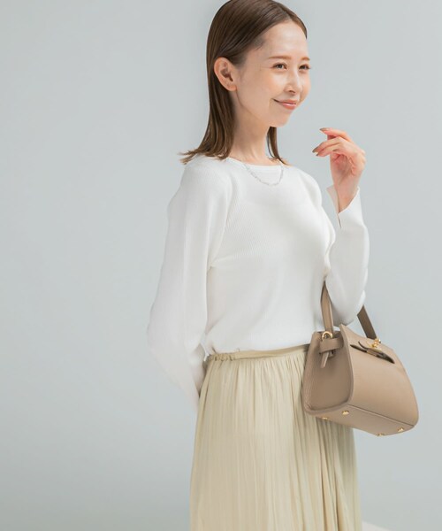 URBAN RESEARCH ROSSO（アーバンリサーチロッソ）の「シルク混スリットスリーブリブニット（ニット/セーター・レディース・OFF WHITE/SAX/YELLOW/NAVY・Free）」の7枚目の写真