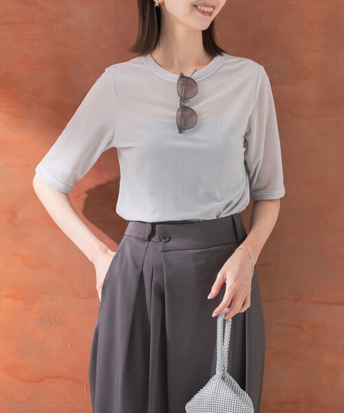 URBAN RESEARCH ROSSO（アーバンリサーチロッソ）の「シアーベロアTシャツ（Tシャツ/カットソー・レディース・MINT/GREIGE/CORAL・FREE）」の6枚目の写真