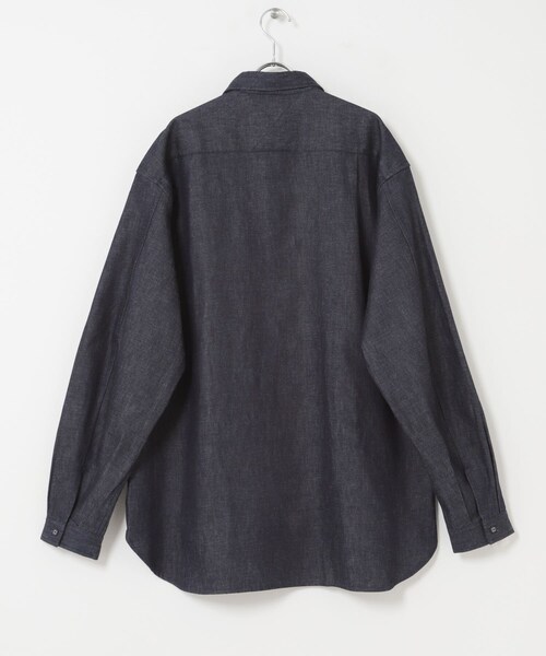 EKAL（エカル）の「White Mountaineering　別注MID GUSSET SLEEVE EYELET POCKET SHIRT（シャツ/ブラウス・メンズ・ブルー・2/3）」の6枚目の写真