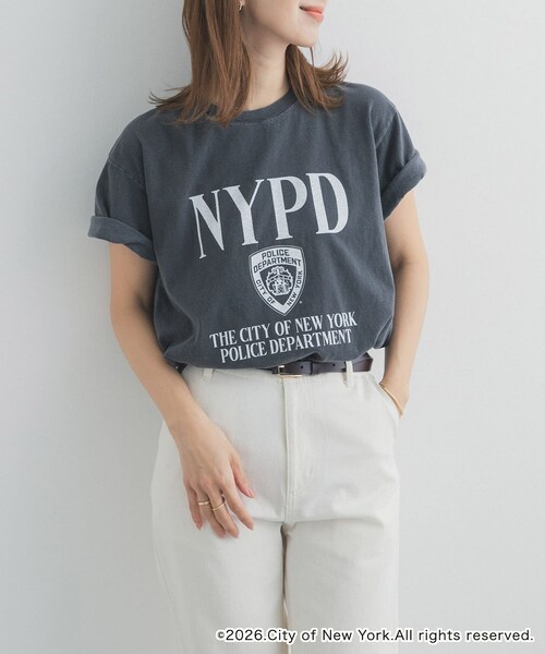 URBAN RESEARCH DOORS（アーバンリサーチドアーズ）の「『別注』GOOD ROCK SPEED×DOOS　NYC NYPD T-SHIRTS（Tシャツ/カットソー・レディース・ホワイト/ブラック/アッシュ/イエロー・One）」の13枚目の写真