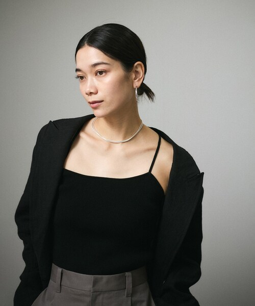 ADAM ET ROPE'(アダムエロペ)の「【セットアップ対応】キュプラコットンリブクロスキャミソール(キャミソール・レディース・ブラック/グレー/オフホワイト・F)」の2枚目の写真