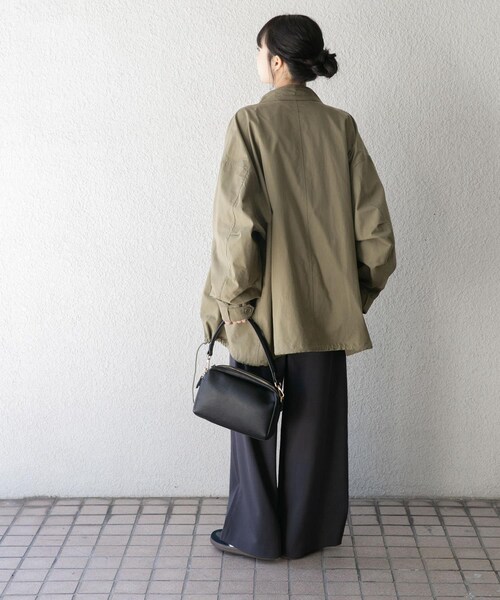 ITEMS URBANRESEARCH(アイテムズ アーバンリサーチ)の「『撥水/防花粉/イージーケア』ミリタリーモッズコート(モッズコート・レディース・BLK/KHK・Free)」の14枚目の写真