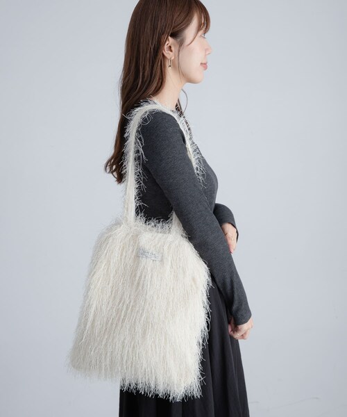 URBAN RESEARCH Sonny Label（アーバンリサーチサニーレーベル）の「シャギートートバッグ（トートバッグ・レディース・クリーム/ブルーグレー/ブラック・one）」の7枚目の写真