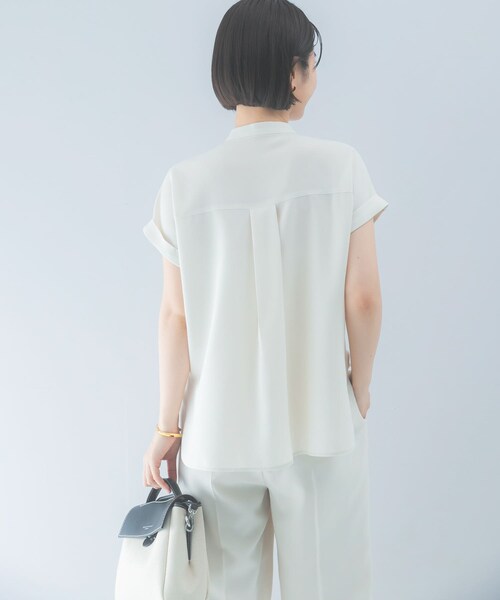 URBAN RESEARCH ROSSO（アーバンリサーチロッソ）の「クールタッチ吸水速乾ポケットフレアブラウス（シャツ/ブラウス・レディース・IVORY/D/NAVY・Free）」の10枚目の写真