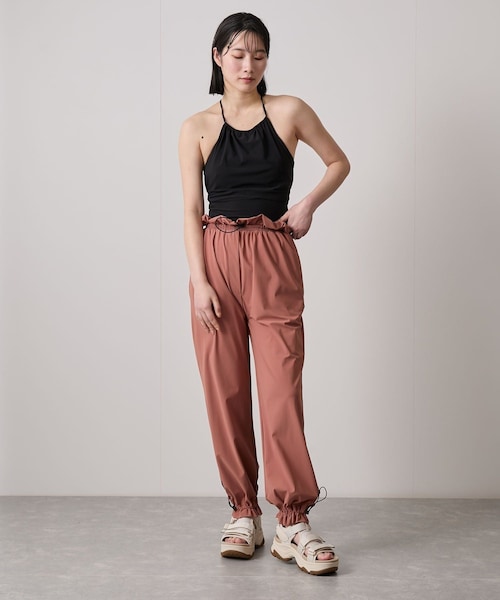 NERGY(ナージー)の「【speedo】ステイフィットギャザーパンツ(その他パンツ・レディース・ブラック/レンガ/カーキ・M)」の7枚目の写真