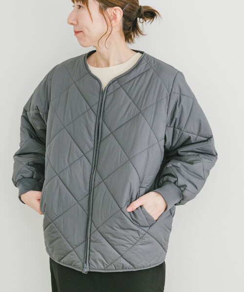 ITEMS URBANRESEARCH(アイテムズ アーバンリサーチ)の「中綿キルトノーカラージャケット(その他アウター・レディース・CHA/L.BEIGE/BEG/BLK・FREE)」の22枚目の写真