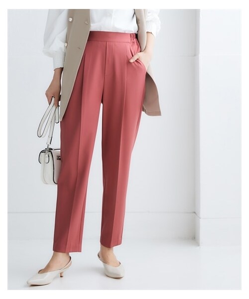 nissen（ニッセン）の「【褒められシルエット】テーパードパンツ（パンツ・レディース・黒/イエロー/サックス/パープル/グリーン/オフベージュ/ピンク・S/M/L/LL）」の8枚目の写真