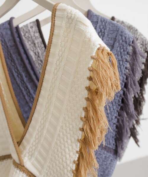 SENSE OF PLACE by URBAN RESEARCH（センスオブプレイスバイアーバンリサーチ）の「フリンジニットベスト（ベスト・レディース・BLU×GRY/IVORY/GRY×WHT・one）」の9枚目の写真