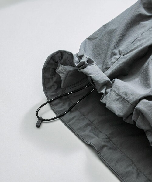 EKAL(エカル)の「ALL WEATHER ANORAK(テーラードジャケット・メンズ・Grey/Yellow・M/L/XL)」の9枚目の写真
