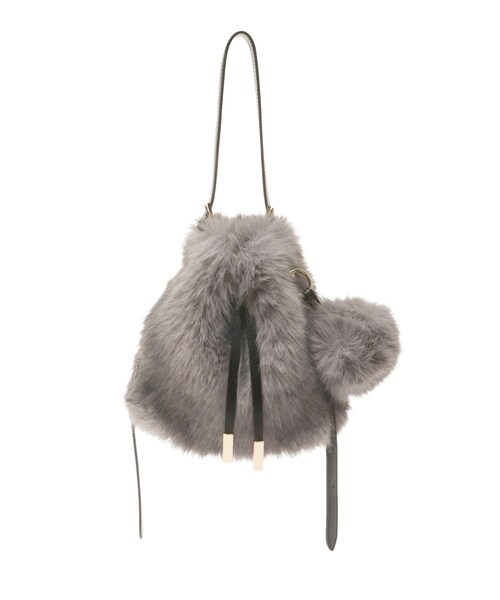 ELENDEEK(エレンディーク)の「FUR BON BON CHARM BAG(ショルダーバッグ・レディース・グレー/イエロー/グリーン・F)」の3枚目の写真