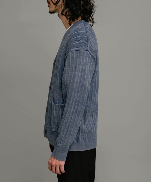 URBAN RESEARCH Sonny Label（アーバンリサーチサニーレーベル）の「コンチョボタンニットカーディガン（カーディガン/ボレロ・メンズ・スミクロ/ブルー/ピンク・M/L）」の20枚目の写真
