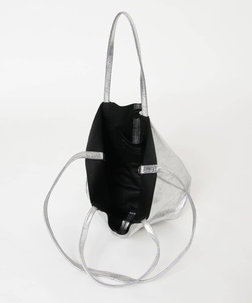 URBAN RESEARCH(アーバンリサーチ)の「Morphee 3WAY MEDIUM TOTE(SHORT)(トートバッグ・メンズ・SILVER・FREE)」の6枚目の写真