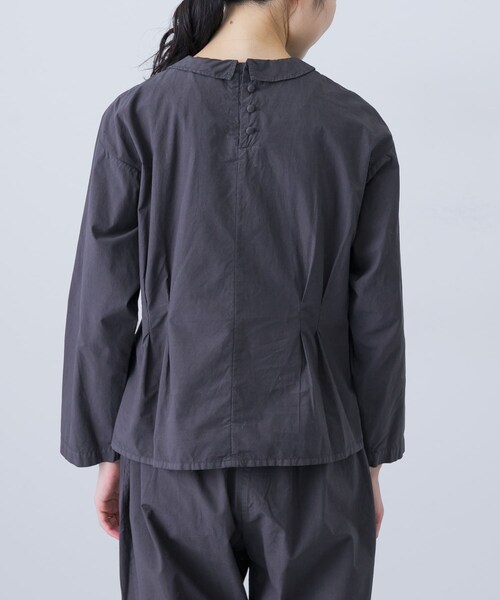 かぐれ（カグレ）の「COSMIC WONDER　シルクコットンブロードクラシックフリルシャツ（シャツ/ブラウス・レディース・Charcoal/Violet ash・1）」の13枚目の写真