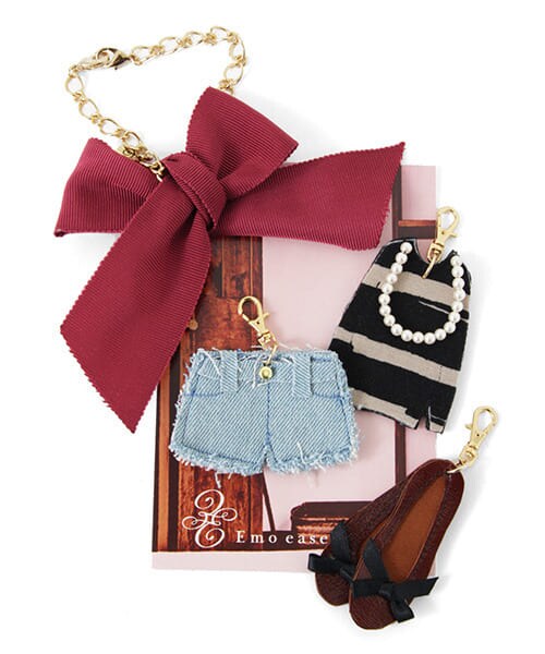 URBAN RESEARCH(アーバンリサーチ)の「EMO ease クローゼットキーチャーム(キーホルダー・レディース・#A conservative/#B play/#C romance・-)」の11枚目の写真