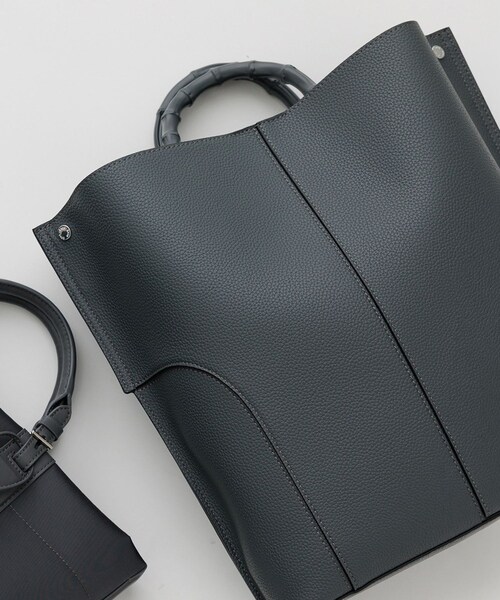 ROPE'(ロペ)の「【E'POR】BAMBOO BAG Large/A4対応・通勤・26SS新色(トートバッグ・レディース・ブラック系/オフホワイト/ベージュ系/グレー・F)」の5枚目の写真