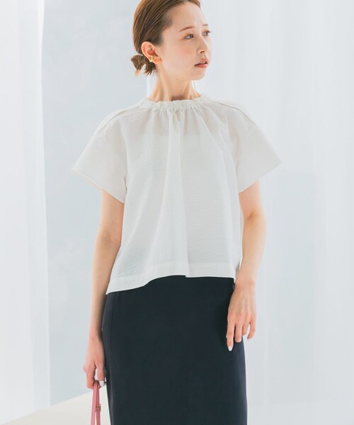 URBAN RESEARCH ROSSO（アーバンリサーチロッソ）の「シアサッカーショートギャザーブラウス（シャツ/ブラウス・レディース・WHITE/GREEN/BLACK・FREE）」の5枚目の写真