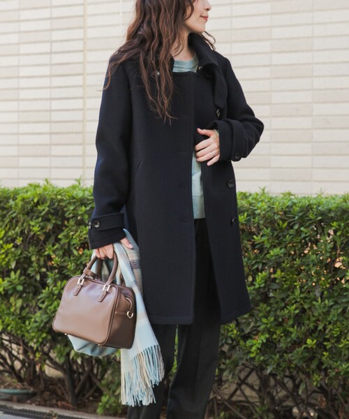 URBAN RESEARCH DOORS(アーバンリサーチドアーズ)の「ショールカラー2WAYロングコート(テーラードジャケット・レディース・CAMEL/NAVY・S/M)」の4枚目の写真