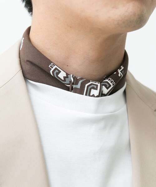 URBAN RESEARCH DOORS(アーバンリサーチドアーズ)の「LIFE STYLE TAILOR コットンシルクネッカチーフ(ハンカチ/ハンドタオル・メンズ・BROWN/BLACK/NAVY/KHAKI・-)」の6枚目の写真