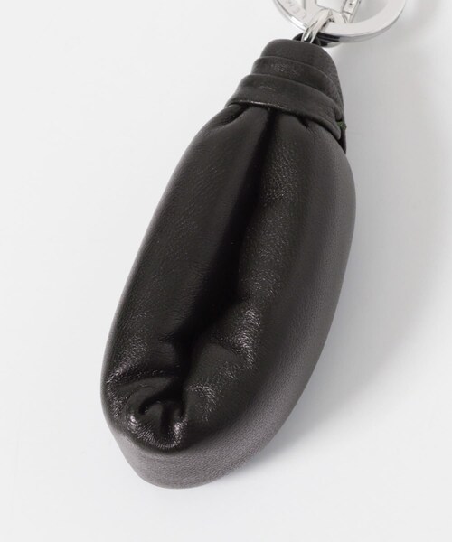 URBAN RESEARCH（アーバンリサーチ）の「LEMAIRE　WADDED KEY RING HOLDER（キーホルダー・メンズ・BLK BK999/D C BR490・One）」の8枚目の写真